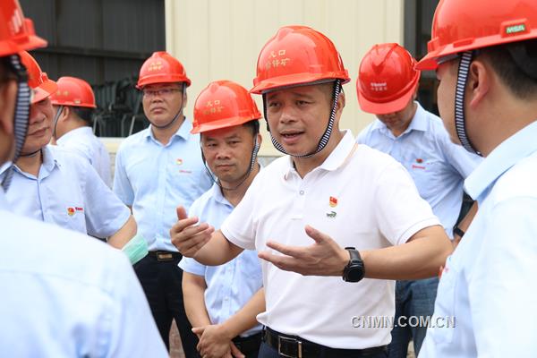 2021年，中金嶺南營(yíng)業(yè)收入、歸母凈利潤(rùn)超額完成預(yù)算目標(biāo)，創(chuàng)近年來(lái)最高水平；位列《財(cái)富》中國(guó)500強(qiáng)第338位、制造業(yè)企業(yè)500強(qiáng)第299位，分別比上一年上升68位、30位。