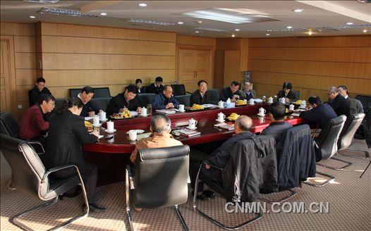 20111214協(xié)會老領(lǐng)導座談會001