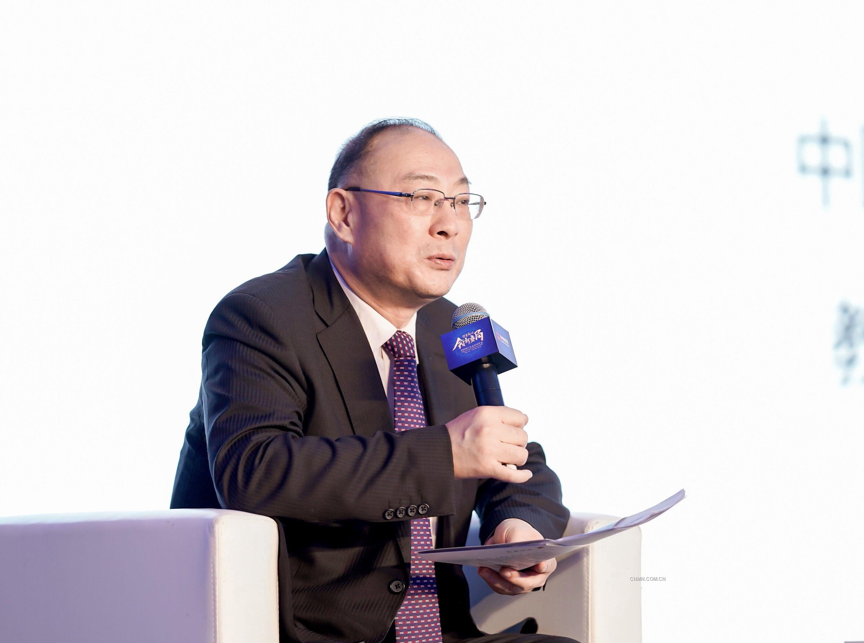 中國(guó)人民大學(xué)國(guó)際關(guān)系學(xué)院副院長(zhǎng)、中國(guó)人民大學(xué)中國(guó)對(duì)外戰(zhàn)略研究中心主任 金燦榮