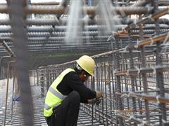掀起項目建設(shè)“大干快干”熱潮——中鋁山西新材料有限公司100萬噸氧化鋁節(jié)能增效升級改造項目建設(shè)一線見聞